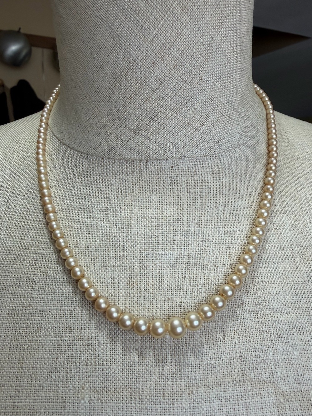 Vintage Graduated Pearl Strand Necklace Filigree Fishhook Clasp Mid Century